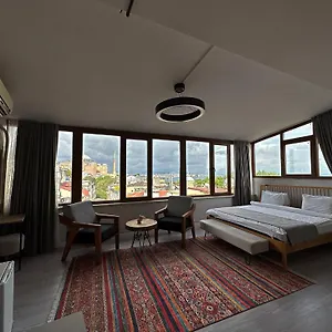 3* Hotel Million Old