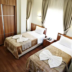 2* Hotel Taksim Palace